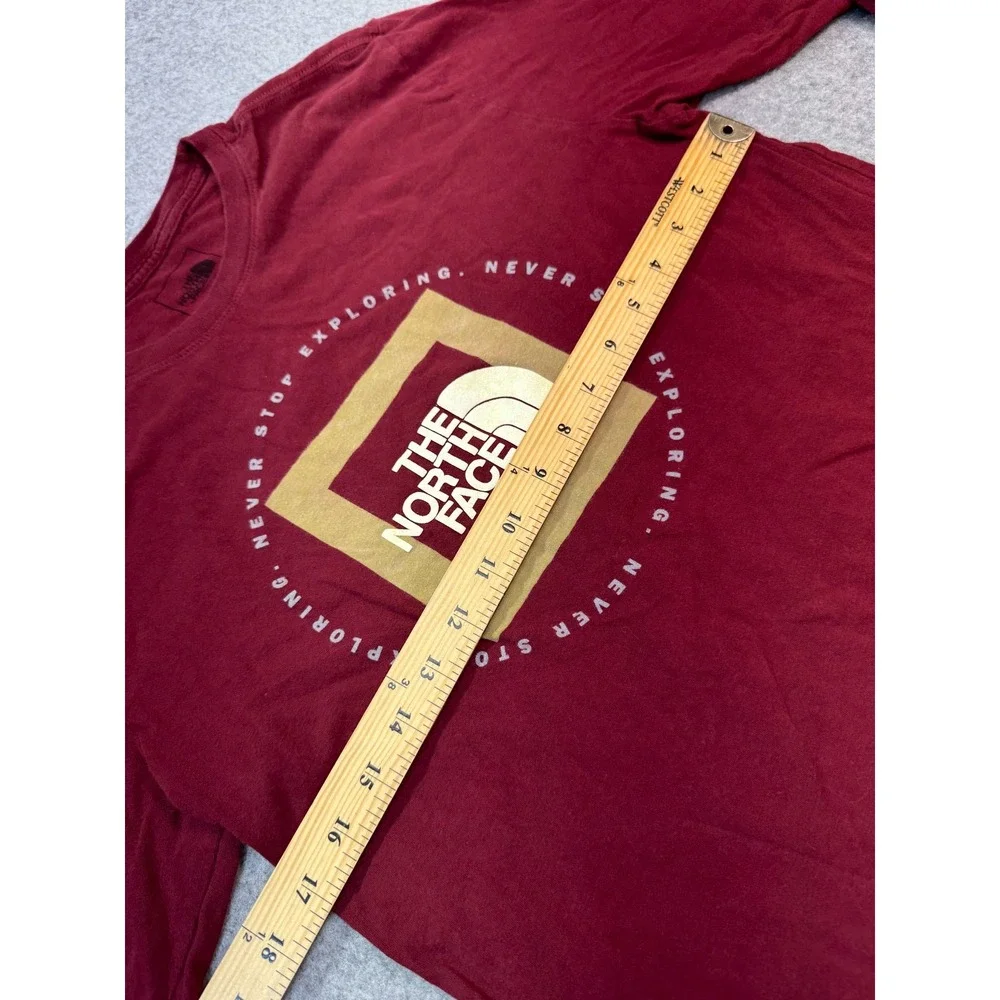 The North Face Men's Long‎ Sleeve T-Shirt Red Logo Graphic Cotton Small Outdoor